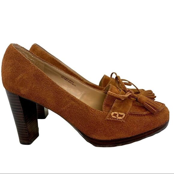 LE Château camel coloured suede tassel heels size 9 - Picture 3 of 8